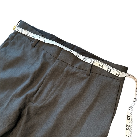 Van Heusen Gray Dress Pants - Picture 5 of 6